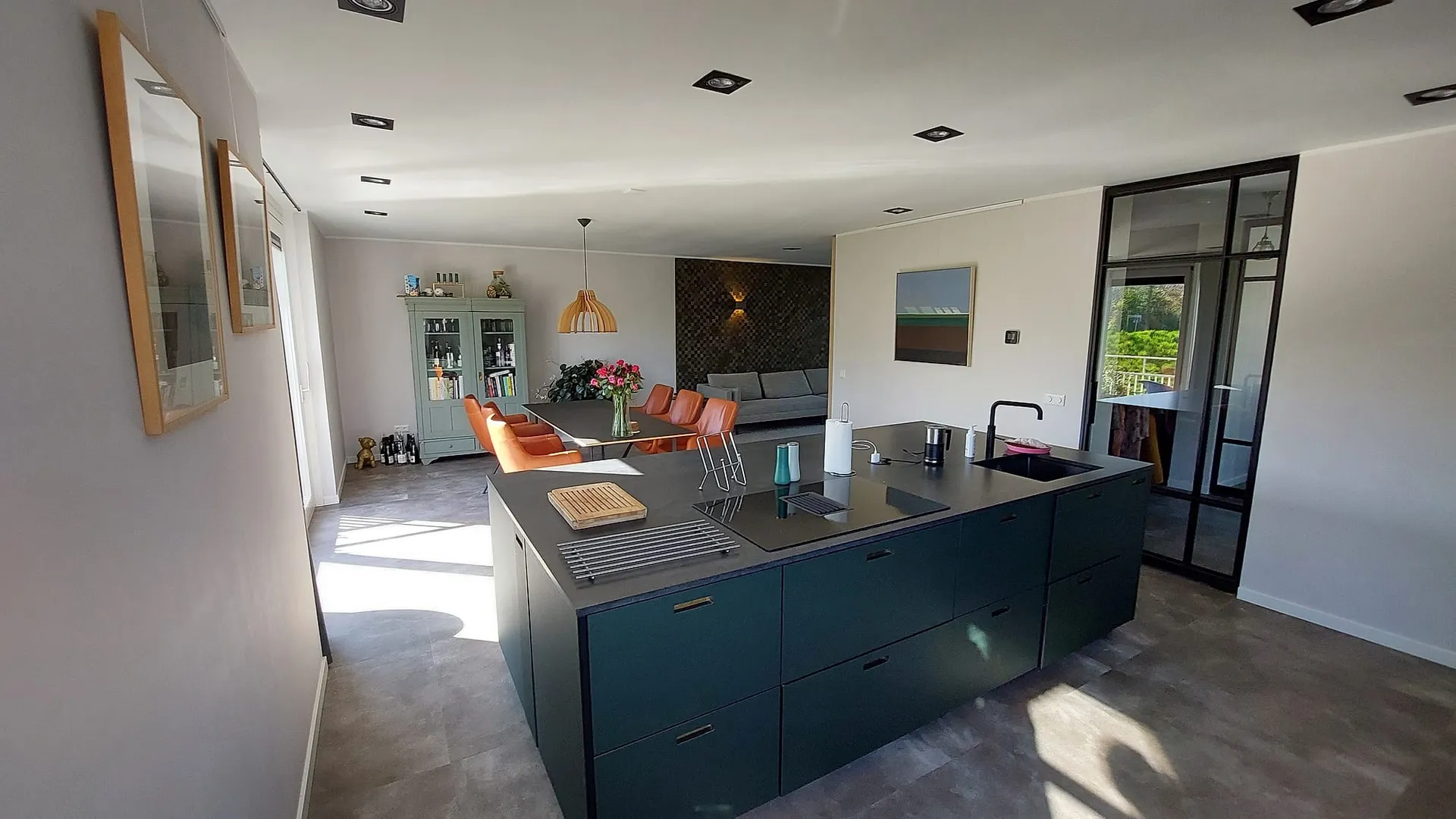 Woning met stalen pui in Eelderwolde, door BontBouw