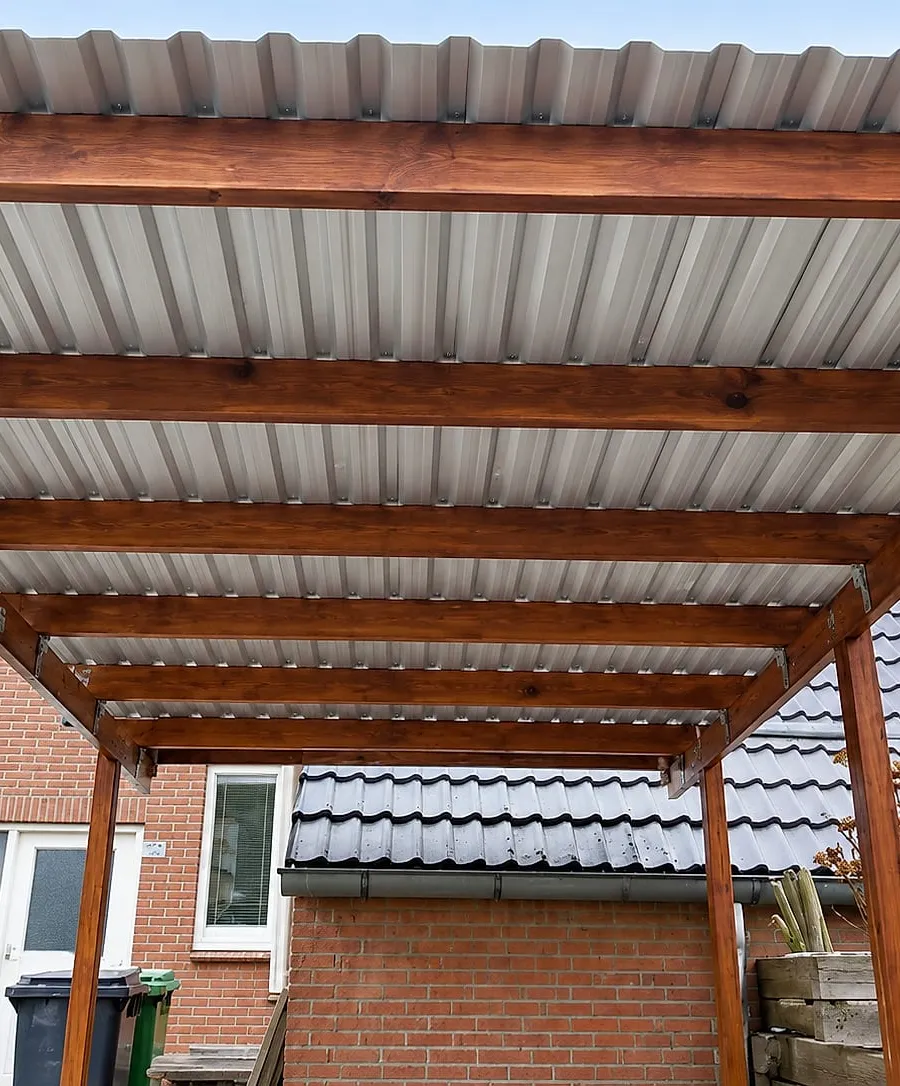 Carport met lichtdoorlatend dak in Beijum — plaatsen & aanleggen door BontBouw